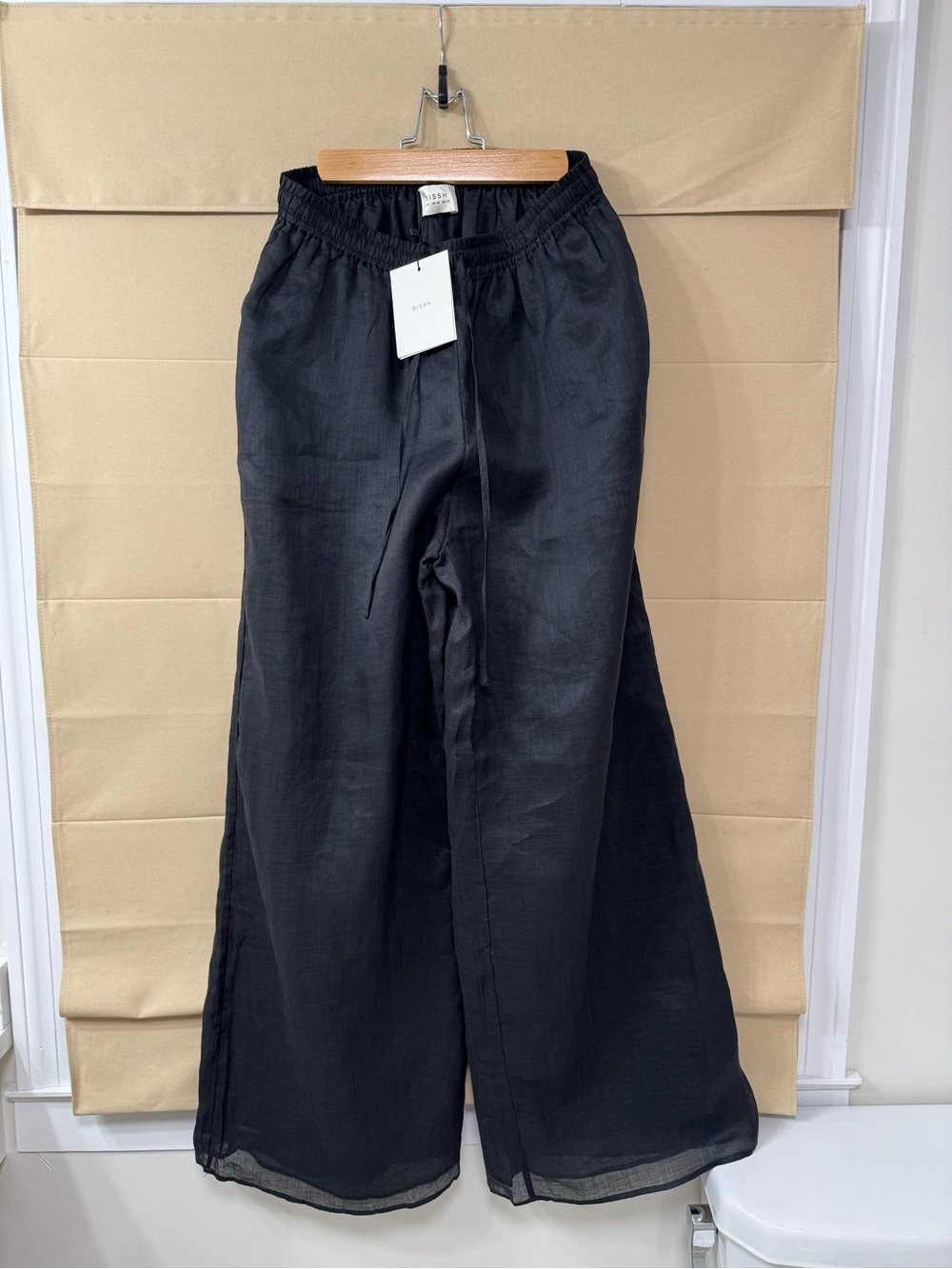 DISSH Black Wide-Leg Drawstring Linen-Blend Pants on